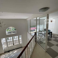 Villa Thảo Điền Mới Đẹp Làm Vp - Ở Giá Siêu Rẻ