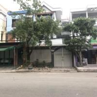 Bán Nhà Mặt Tiền mở Phòng Mạch mặt tiền đường 20m khu Bên Sông Phạm Văn Đồng Thủ Đức