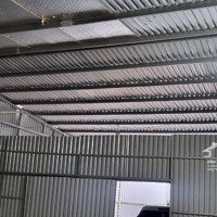 Cho Thuê Nhà Xưởng Kho Bãi 150M2 Giao Thông Thuận Tiện Xa Khu Vực Dân Cư