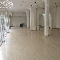 Cho Thuê Nhà 249 Phan Đình Phùng, Phú Nhuận, 18X10M, Có Sân Đậu Xe, Giá 50 Triệu