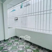 Bán Nhà Ngõ 75 Vĩnh Phúc Cực Đẹp 5 Tầng 45M2 Vị Trí Đẹp 5,75 Tỷ Có Thương Lượng Bàn Giao Trước Tết