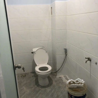 Nha Cho Thue 4×14 2Phong 2 Toilet