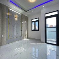 Nhà 60M2 Gần Chợ Gò Đen, Bến Lức, Sổ Sẵn Sang Liền Tay, 1 Trệt 1 Lầu Dọn Vào Ở Ngay Chỉ Với 1Tỷ