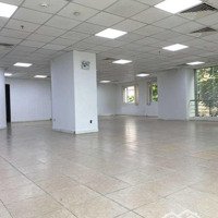 Cho Thuê Văn Phòng Hiện Đại 153M2 Ở Bến Vân Đồn Quận 4