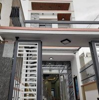 Cần Bán Gấp Căn Nhà Mới Xây Sân Trước Rộng Rãi Kv Chợ Bình Chánh ( 900 Triệu ) 76M2 1 Trệt 1 Lầu