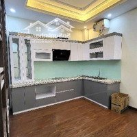 Bán Gấp Nhà Phố Nguyễn Sơn.diện Tích45M2, 5Tầng 4 Ngủ, Gara Ô Tô. Ngõ Thông