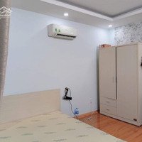 Cho Thuê Phòng Trọ 25M2, Máy Lạnh, Giờ Giấc Tự Do. Hẻm 1979 Htp