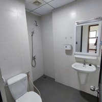 Cho Thuê Căn Góc 64M2 ( 2 Phòng Ngủvà 2Wc) Có Máy Lạnh, Máy Nước Nóng