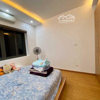 Cho Thuê Căn Hộ Chung Cư 612 Lạc Long Quân - Tây Hồ.diện Tích75M 2N 1 Vệ Sinhđủ Đồ. Giá 11 Triệu/Th