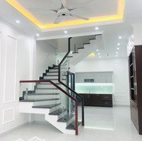 Cực Hiếm Chỉ Hơn 3 Tỷ Xíu Nhà 4 Tầng Mặt Đường Sát Chợ Sở Dầu, Hồng Bàng