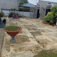 Bán Biệt Thự Sân Vườn Diện Tích 540M2 Tặng Nội Thất Xịn Sò 4.2Tỷ