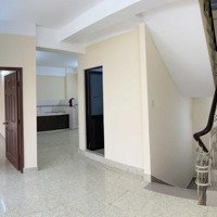 Cho Thuê Shophouse Mặt Tiền Chung Cư Tôn Thất Thuyết P. 1, Quận 4,Diện Tích183M2, 30 Triệu