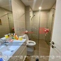 Chính Chủ Bán Căn 2 Ngủ 84M2 Tầng Cao View Trọn Hồ Tây Siêu Đẹp, Full Đồ Mới Nguyên. Liên Hệ: 0989734734