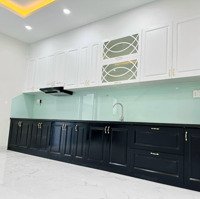 Cho Thuê Nhà 3 Tầng, 100M2, 3 Phòng Ngủ, 4 Toilets, Đường 22M, Đầy Đủ Nội Thất