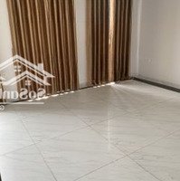 Cho Thuê Nhà Liền Kề 5 Tầng 80M2/S Tại Flc Sài Đồng Long Biên Giá 22 Triệu/Th Liên Hệ: 0946204597