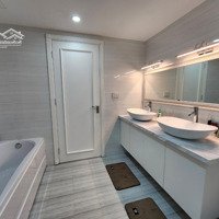 Cho Thuê Căn Hộ 3 Phòng Ngủtại Aqua Central - Yên Phụ Chỉ 25 Triệu/Tháng