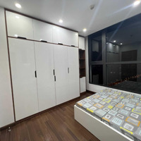 Chính Chủ Cho Thuê Căn 2Pn- 1 Vệ Sinhđầy Đủ Đồ Chung Cư Vinhomes Green Bay. Liên Hệ: 0385359392