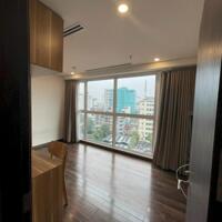 Cho thuê căn hộ chung cư tầng 11 diện tích 120m2 3 phòng ngủ 2 vệ sinh giá 26 triệu LH 0889 729 555