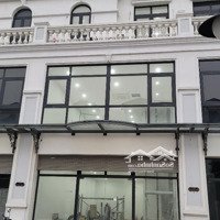 Cho Thuê Căn Shophouse Sao Biển Làm Cửa Hàng Kinh Doanh, Cạnh Quảng Trường, Biển Nước Mặn. Giá 15 Triệu