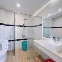 Bán Gấp Biệt Thự Sát Trung Tâm Q.7 ,Đường Huỳnh Tấn Phát , 80M2 , 6.5 Tỷcó Thương Lượng, Khu Vip Toàn Biệt Thự