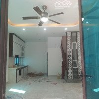 -Chính Chủ Cần Bán Gấp Căn Nhà 3 Tầng, Diện Tích: 47,1M2, Mt: 5,30M,Giá 2,X Tỷ.