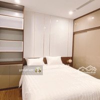 Cho Thuê Căn Hộ Cao Cấp Tại Chung Cư D2 Giảng Võ 150M2, 3 Phòng Ngủ Nội Thất Xịn. Giá Bán 22 Triệu/Tháng