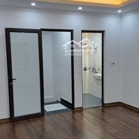 Nhà Trịnh Đình Cửu - Định Công- Cách Phố 20M- Lô Góc- 40M* 4 Tầng- 3.9 Tỷ