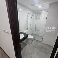 Cho Thuê Căn Hộ Chung Cư 103M, 3 Ngủ, 2 Wc