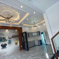 Siêu Phẩm Đón Tết Villa 3 Tầng 70M2 Độc Lập Ở Gần Ubnd Xã Đồng Thái, An Dương.