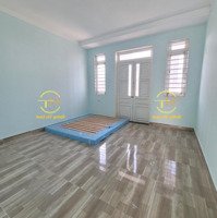 Ngộp Ra Trước Tết (2,8 Tỷ - 67,7M2) Nhà 1 Trệt 2 Lầu Khu Dân Cư Cách Đường Lê Hồng Phong Chỉ 100M