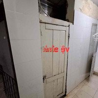 Cho Thuê Nhà Tập Thể Phương Mai Tầng 2 Diện Tích 40M2,Giá:4 Triệu Quận