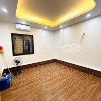 Bán Gấp Nhà Phố Cát Linh 30M Chỉ 2.5 Tỷ