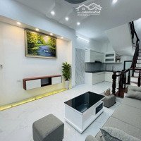 Bán Nhà Hoàng Mai 3 Ngủ 5 Tầng 36M2 Giá Chỉ Hơn 3 Tỷ