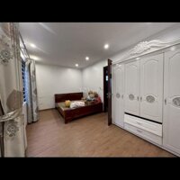 Cho thuê nhà riêng 5 tầng 35m tại Hoa Lâm, Đức Giang, Long Biên Giá: 8.5 tr/th Lh: 0946204597
