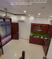 Cho thuê nhà riêng 5 tầng 35m tại Hoa Lâm, Đức Giang, Long Biên Giá: 8.5 tr/th Lh: 0946204597