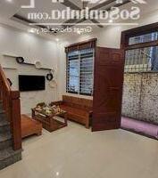 Cho thuê nhà riêng 5 tầng ở Hoa Lâm, Long Biên, Hà Nội. Diện tích 35m2