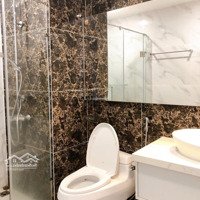 Cho Thuê Căn Hộ Hùng Vương Plaza, Q5, 130M2 3 Phòng Ngủ 3 Vệ Sinh Thoáng Mát Giá 17 Triệu/Th Liên Hệ: 0934 144 525 Hương