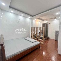 Cho Thuê Phòng Studio Rộng Rãi Khép Kín Giờ Giấc Tự Do