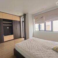 Cho thuê nhà 3 phòng ngủ có nội thất mới đẹp gần Hồ Xuân Hương, gần Biển