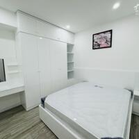 Căn 18 view nhìn thẳng ra biển, diện tích 75m2, 2 phòng ngủ, nhà rộng thoáng mát, nội thất mới 100%