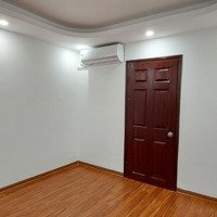 Bán Căn Hộ Tập Thể Vĩnh Hồ- Đống Đa 80M2, 2 Ngủ 2 Wc, Giá Chỉ 2,32 Tỷ