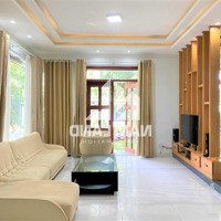 Cho Thuê Villa Thảo Điền Căn Góc 2 Mặt Tiền Sân Vườn Rộng 3 Lầu 6 Phòng Lớn Để Ở, Văn Phòng Công Ty