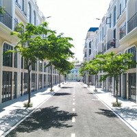 Bán Nhà Phố Thương Mại Liền Kề Sen Vàng Town - Bình Chánh