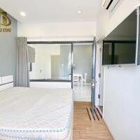 Căn hộ full nội thất, 1 phòng ngủ, cửa sổ thoáng gần ĐH Công nghệ Sài Gòn, Central Premium