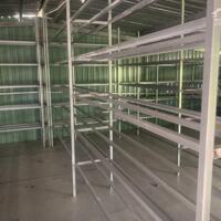 Mặt bằng kinh doanh: tầng trệt 320m2.