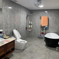 Bán Gấp Villa Ngang 10 Siêu Đẹp Full Nội Thấy Cao Cấp Giá Chỉ Siêu Sập Hầm . Bán Giá Đất Tặng Villa