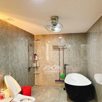 Bán Gấp Villa Ngang 10 Siêu Đẹp Full Nội Thấy Cao Cấp Giá Chỉ Siêu Sập Hầm . Bán Giá Đất Tặng Villa