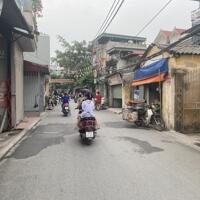 Chính chủ cần bán gấp mảnh đất tặng căn nhà cấp 4 mặt ngõ 64 phố Ngô Xuân Quảng, Trâu Quỳ