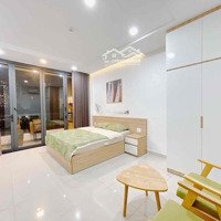 Trống Sẵn Studio Ban Công View Xịn Trung Tâm Quận 4