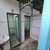 Sang Quán Nhậu 2 Mặt Tiền Đường Võ Văn Vân, 1 Lầu, 2 Toilet, 124M²